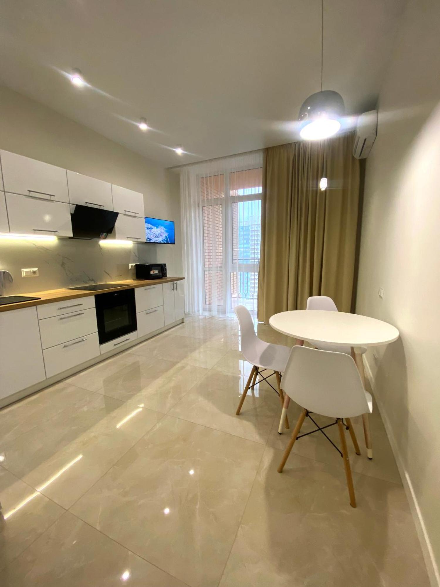 Arcadia Spacious Apartments Odessa Exterior foto